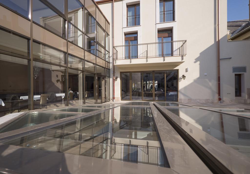 Hotel Merops Meszaros Szekszard Luaran gambar